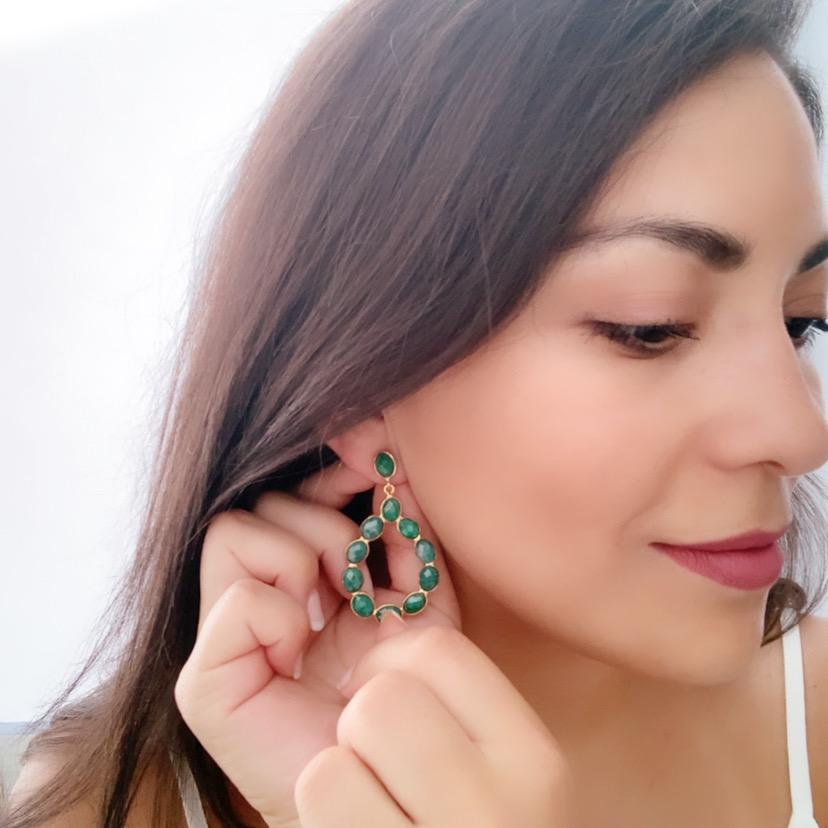 Pendientes con piedras naturales