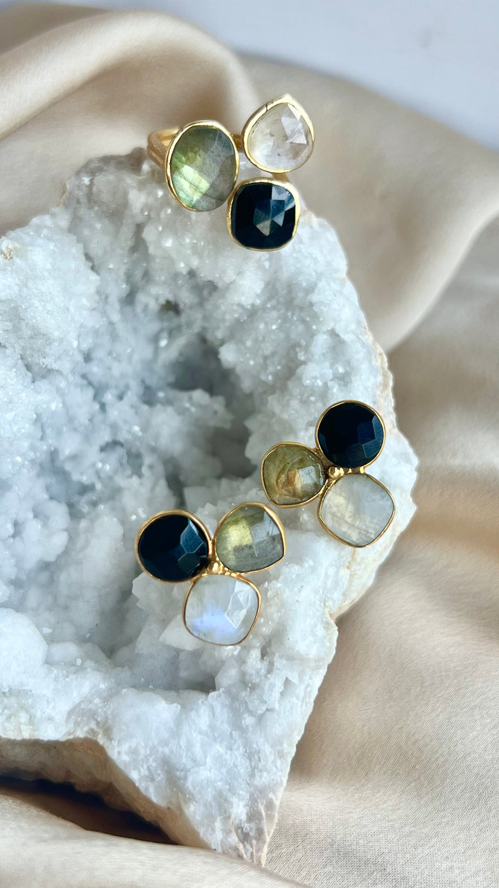 Boucles d'oreilles avec pierres de Zarautz Noires, Labradorite et Lune