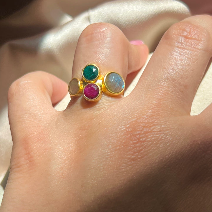 Anillo con piedras Livorno Labradorita, Rosa, Granate y Verde