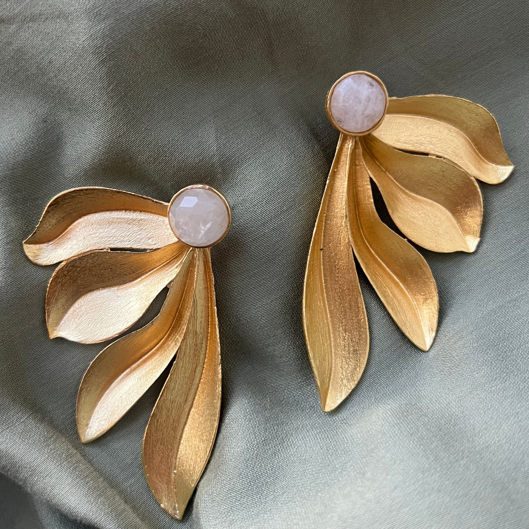 Boucles d'oreilles avec Hortensia Labradorite et Pierres de Lune