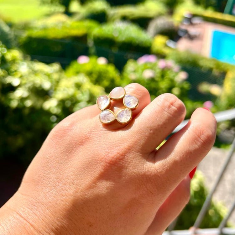 Anillo Mint Piedra de luna