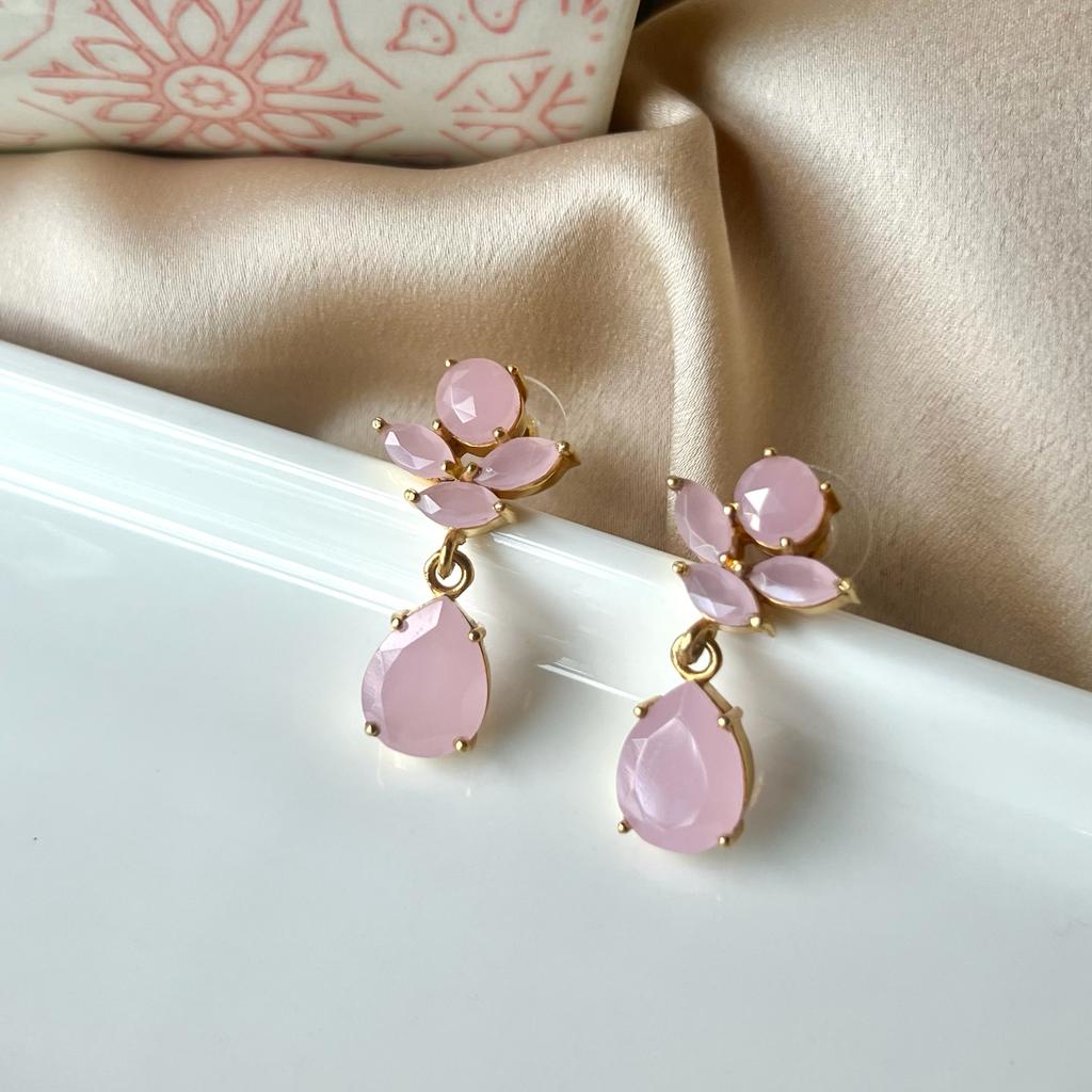 Boucles d'oreilles avec pierres Tulipe bleue, Fuchsia et Aigue-marine