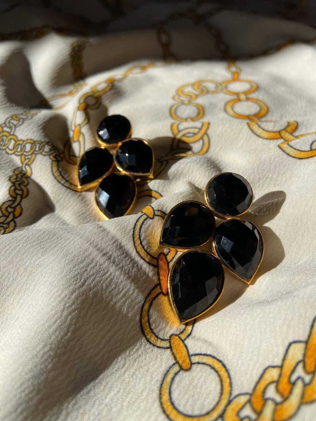 Pendientes con piedras Hortensia Negro - Mestiza Joyas