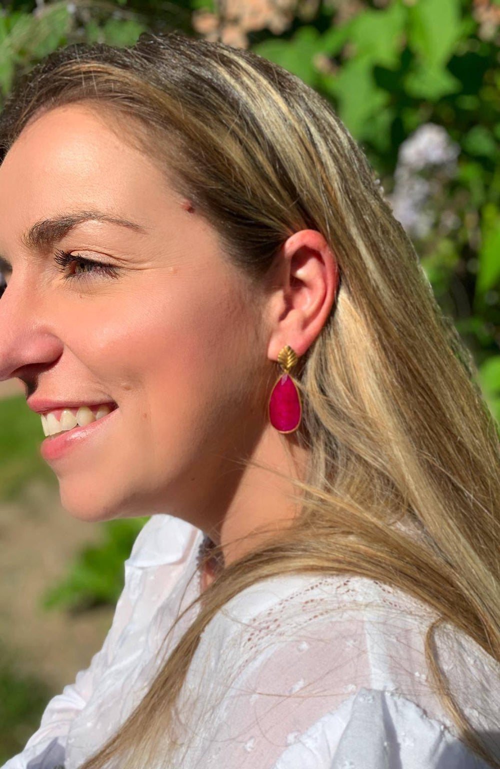 Pendientes con piedras London Granate - Mestiza Joyas