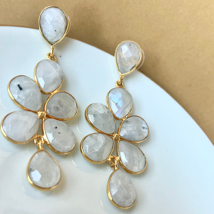 Boucles d'oreilles avec Amazonite de Madrid et Pierre de Lune