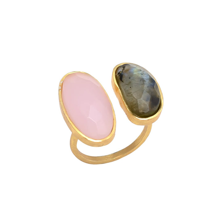 Ring with Allegra Rosa and Labradorite stones