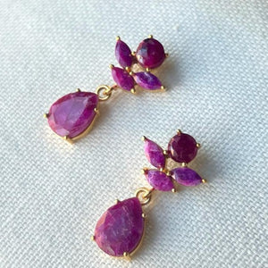 Pendientes con piedras Tulipán Granate