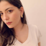 Pendientes dorados Pétalo - Mestiza Joyas