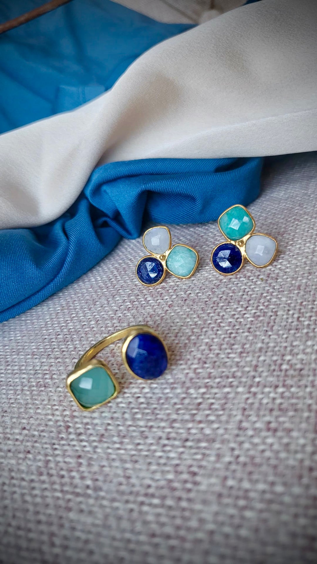 Pendientes con piedras Zarautz Azul, Amazonita y Luna - Mestiza Joyas
