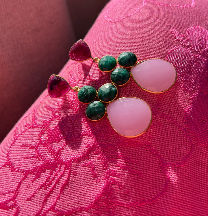 Pendientes con piedras Liz Granate, Verde y Rosa - Mestiza Joyas